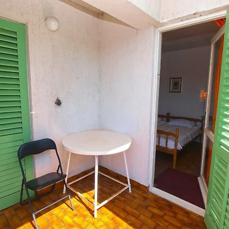 Apartments Robert 1471 * Rabac