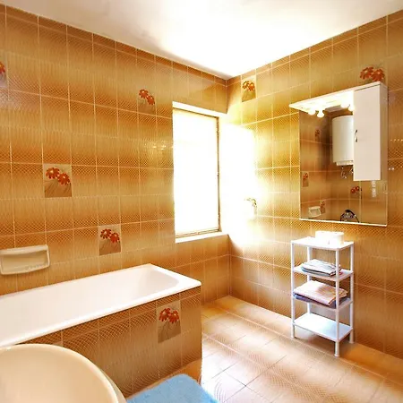 Apartments Robert 1471 Apartmán
