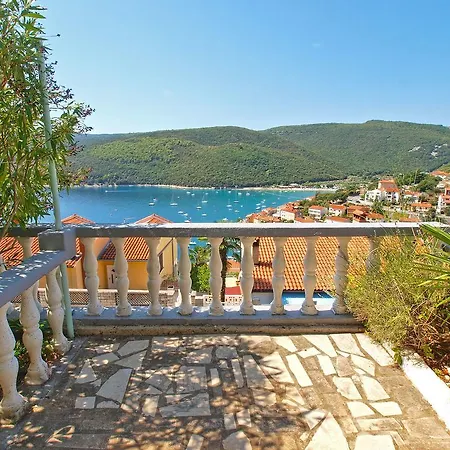 Apartments Robert 1471 Rabac