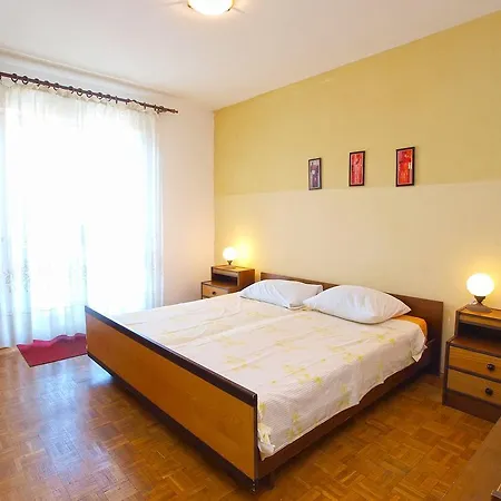 Apartments Robert 1471 * Rabac